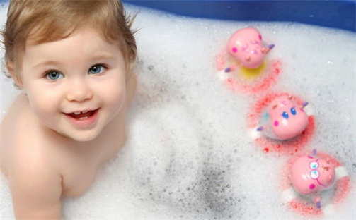 万姓女生名字大全：471个文雅内涵的好名字