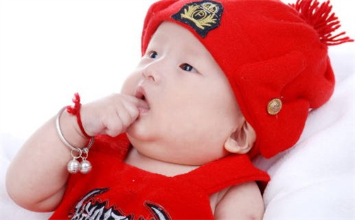 罗姓寓意吉祥的女宝名字