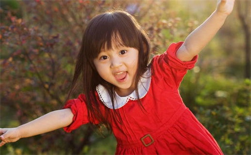 【五行命名】唐姓男生最阳光活泼的5个好名字，附详细分析